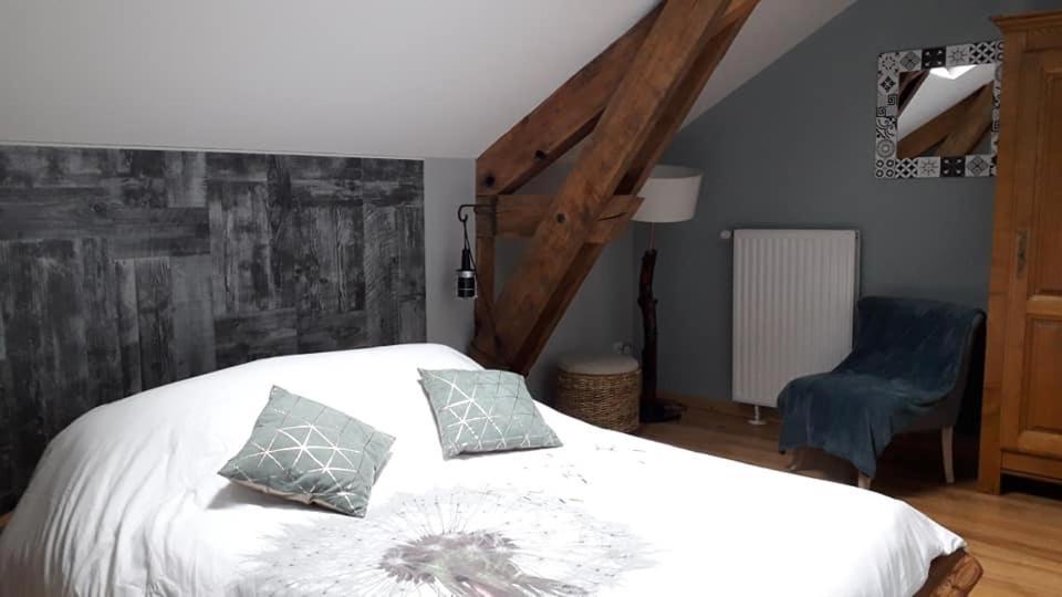 La Pierre Trouée Chambre d'Hôtes Châteauneuf-de-Randon Exterior foto