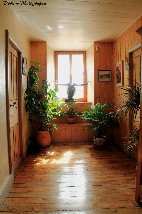 La Pierre Trouée Chambre d'Hôtes Châteauneuf-de-Randon Exterior foto